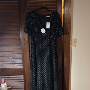 Wayf Black and White puff Sleeve Midi Sundress